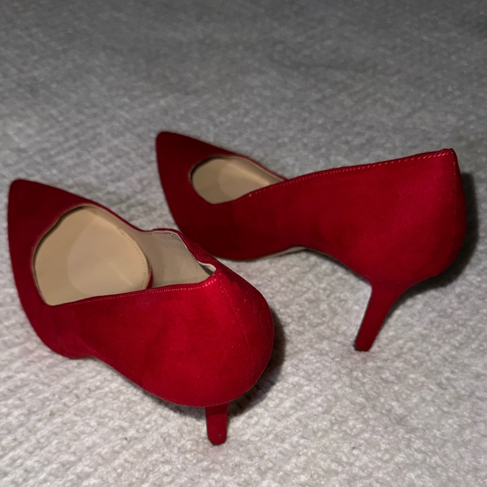 Jessica Simpson Red Soft Suede Heels - Picture 5 of 5